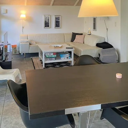 2 Bedroom Stunning In