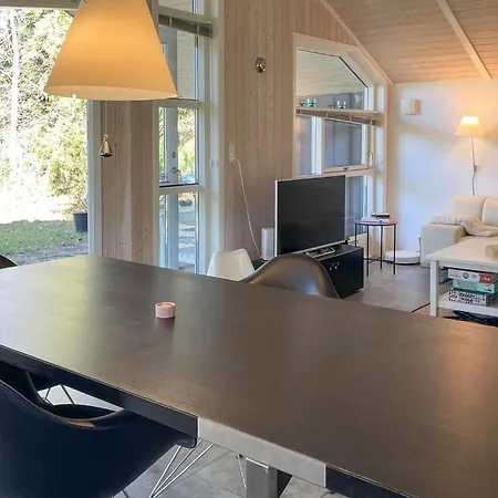 2 Bedroom Stunning In